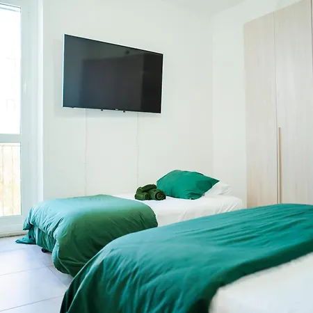 Апартаменты Angel Oak Palese Airport